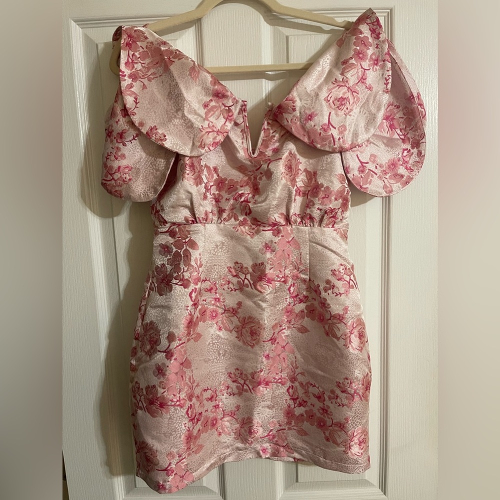 Mini dress